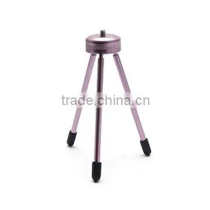 Mini High Quality Metal Tripod thumbnail-3