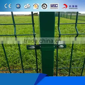 Factory High Quality Cheap Price Welded Mesh 3D Curvy Hot Sale Triangular Fence Netting thumbnail-2