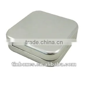 Small Tin Box thumbnail-1