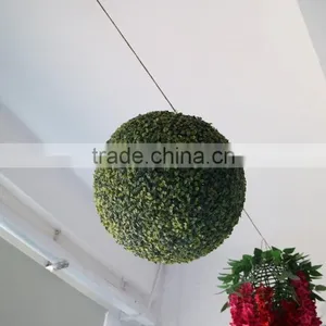 Plastic Boxwood Ball thumbnail-2