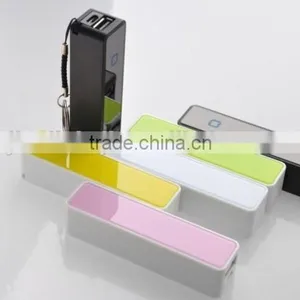 2015 Newest 3000mah Promotional Power Bank With Usb Port Gift Box Packing thumbnail-4