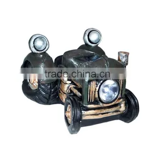 Resin Solar Vintage Tractor Garden And Path Light thumbnail-4