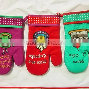 Lengthened Microwave Oven Gloves Mitts Cotton Baked Cotton Oven Mitt thumbnail-3