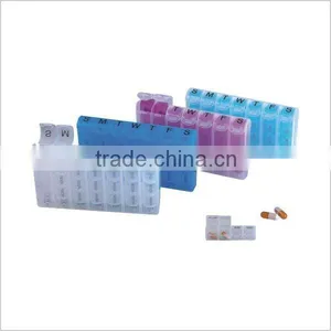 Plastic Pill Dispenser 7 Day Pill Box thumbnail-1