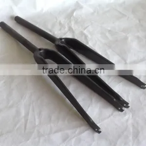 Factory Directly Selling Cheap Fixed Gear Carbon Fork,700C V Brake Sterred Carbon Road Bike Fork thumbnail-4