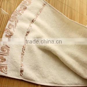 Fashion Jacquard Design Adults Towel thumbnail-4