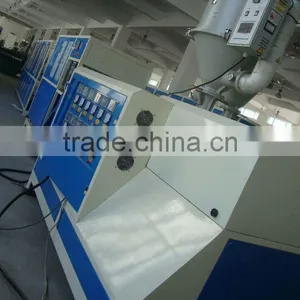 Disposable Tableware Making Machine thumbnail-1
