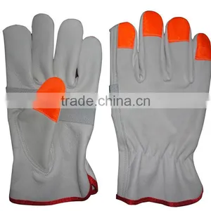 Orange Reflective Gloves thumbnail-2