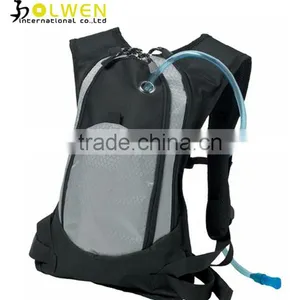 600D Polyester Custom Lightweight Hydration Pack thumbnail-1