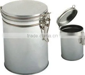 Airtight Tea Can With Metal Clasp thumbnail-1