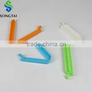 Small Plastic Circular Clamps Food Bag Sealing Clamp thumbnail-1