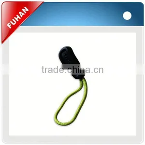 Fashion PU Injection Rubber Zipper Puller thumbnail-1