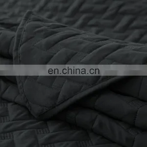 Wholesale European Custom Reversible Anti Wrinkle Color Oeko-tex Woven Solid Plain Queen Size King Quilt Set For Home thumbnail-7