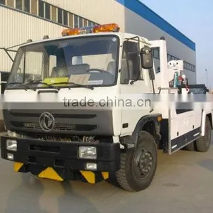 Dongfeng 4x2 Wrecker Truck for Transporting Broken Cars 170HP thumbnail-1