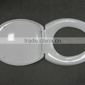 Toilet Seat Cover With Soft Close for Bathroom WC Pans thumbnail-3