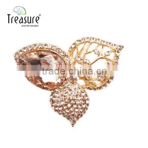 Custom New Popular Jewellry Hollow Alloy Golden and Gun Black Leaf Brooch Jewelry thumbnail-1
