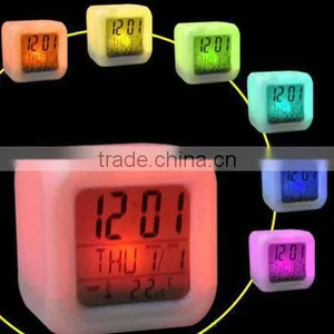 2013 Fashion New Digital Clock With Changeable Color thumbnail-1