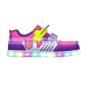 Latest Design Flashing LED Light Shoe for Children thumbnail-2