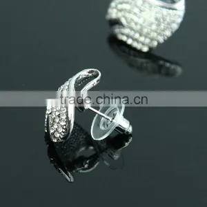 Seasofbeautyfull Crystal Rhinestone Ear Stud thumbnail-3