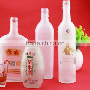 Hot Sale Cheap Lovely Frosted Liquor Bottles Apples Shape Wine Bottles Crystalesd Headef Liquor Bottle thumbnail-1