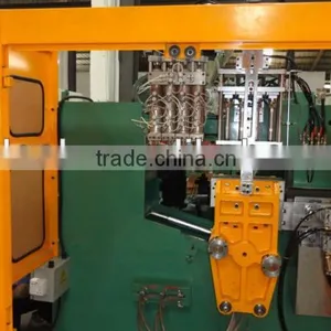 PETG Blow Molding Machine(SPB-2.5L3JS ) thumbnail-2