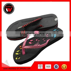 Non Slip Slipper, Garden Slipper, Girl and Animals Sex Lady Cross Slipper/flip Flop thumbnail-1