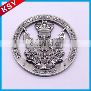 Hot Sale Top Quality China Manufacturer Guangzhou Metal Tags Permanent Adhesive Clothing Woven Labels thumbnail-1
