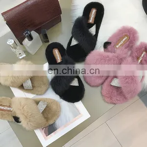 Comfortable Indoor Fur Slides Korean Furry Outdoor Soft Non-slip Wholesale Fashion Winter Slippers For Shoes Women thumbnail-3