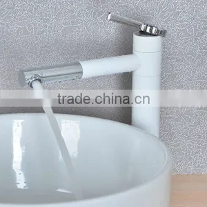 2014New Design Brass Kitchen Faucet thumbnail-2