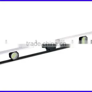 Magnetic Spirit Level With Retractable Hanging Hook thumbnail-5