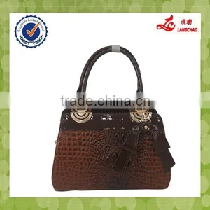 Fashion Lady Classical Handbag thumbnail-6