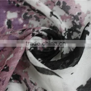 Printed Wool Scarf With Fringe thumbnail-5