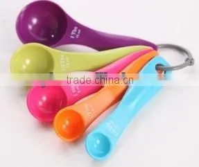 Plastic Measuring Spoons thumbnail-1