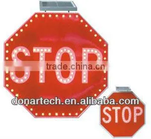 Solar LED Traffic Light thumbnail-1