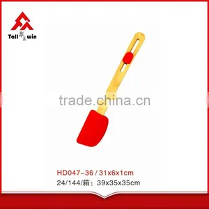 Wooden Handle Silicone Tools,kitchen Utensils,Red Color Silicone Spatula thumbnail-2