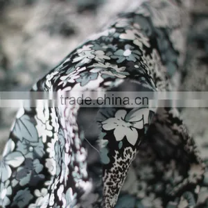 tc Woven Poplin Printed Fabric in Roll thumbnail-3