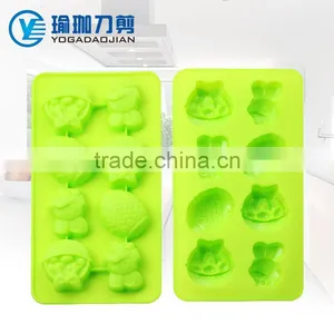 Different Shapes in One Silicone Cake Mould thumbnail-1