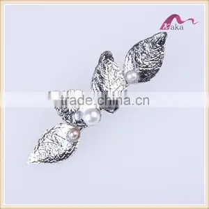 Wholesaler New Design Leaves Hair Pins Fashion Hair Accessories Pearls Decoration Hair Pins for Women thumbnail-1