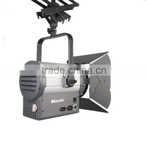 Menik SR-1500A 150W Fresnel Lens LED Spotlight thumbnail-3