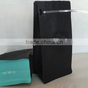 Standing Up Plastic Pet Food Packaging Bags With Pocket Zip thumbnail-4