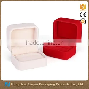 Velvet Double Engagement Ring Box thumbnail-1