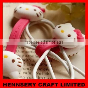 Customized Shape and Logo Soft Pvc Rubber Take up Winder thumbnail-1