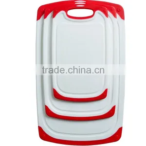 3-Piece Non-slip Plastic Chopping Board Set With Juice Groove thumbnail-1