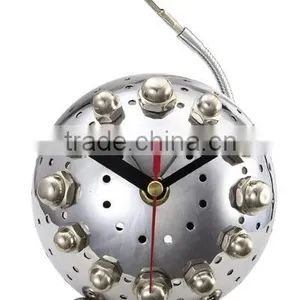 Metal Robot Clock thumbnail-1