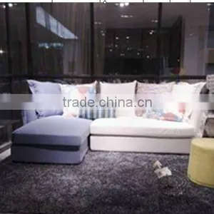 Antique Style Sofa thumbnail-1