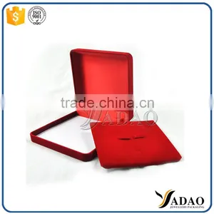 China Supplier Custom Red Flocking Purseforum Jewelry Package Box thumbnail-1