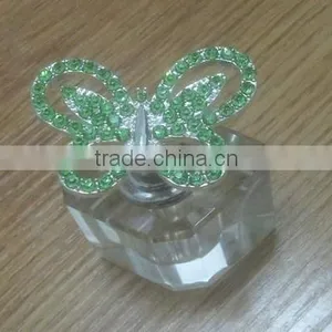 Cheap Empty Clear Crystal Perfume Bottle With Jewelled Butterfly Decor thumbnail-1
