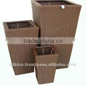 Garden Flower Planter thumbnail-1