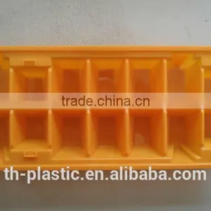 2pcs Ice Cube Tray Plastic Ice Maker thumbnail-3