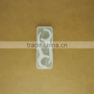Individual Wrapped Dental Floss Pick in China thumbnail-4